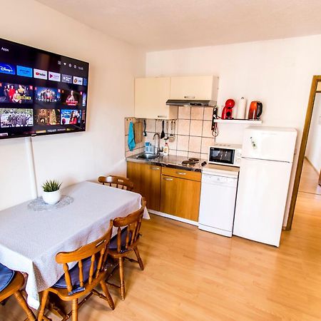 טרוגיר Apartments Curic מראה חיצוני תמונה