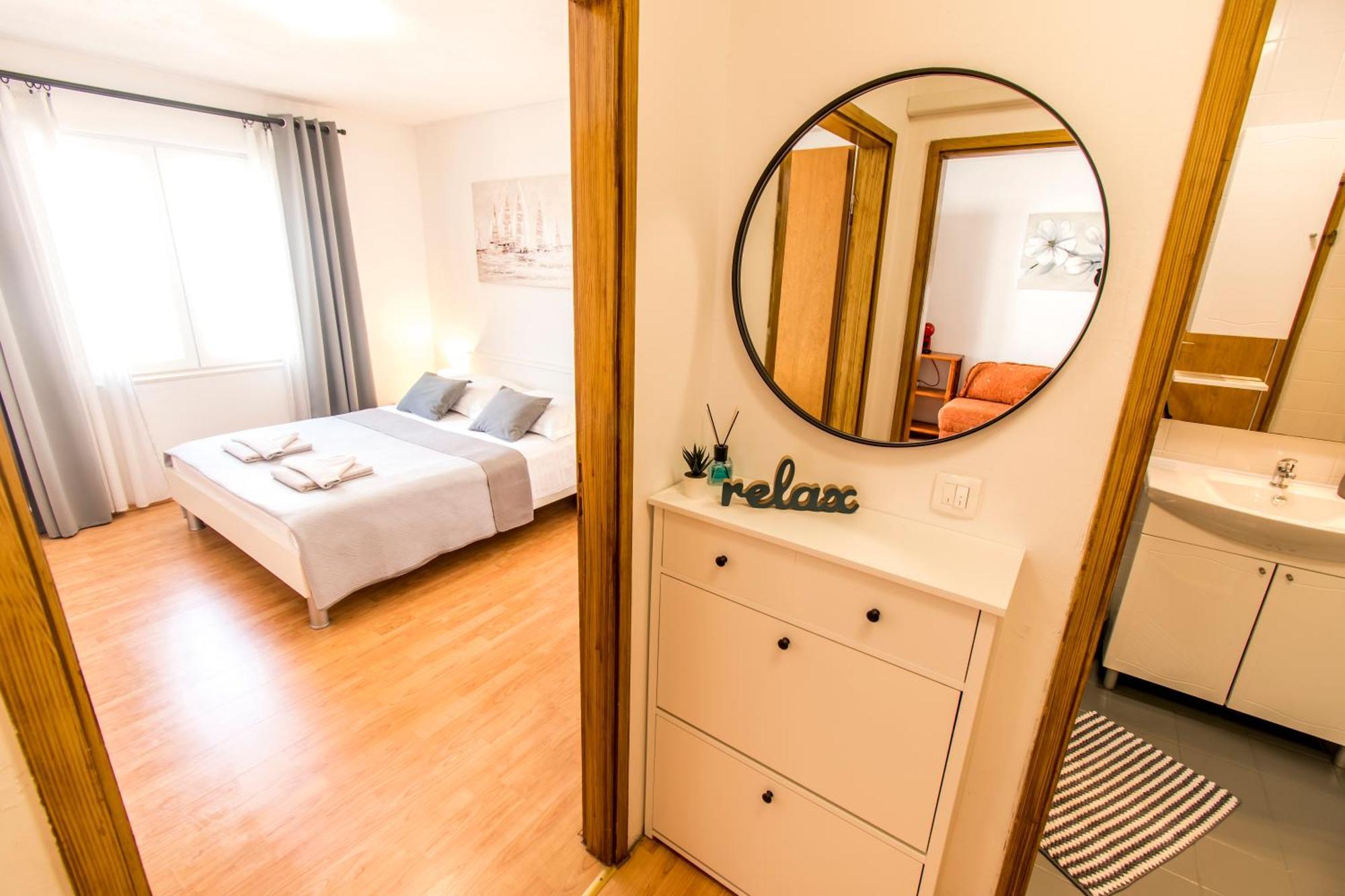 טרוגיר Apartments Curic מראה חיצוני תמונה