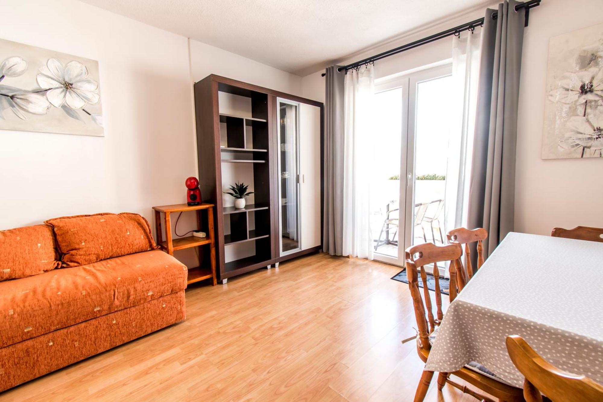 טרוגיר Apartments Curic מראה חיצוני תמונה