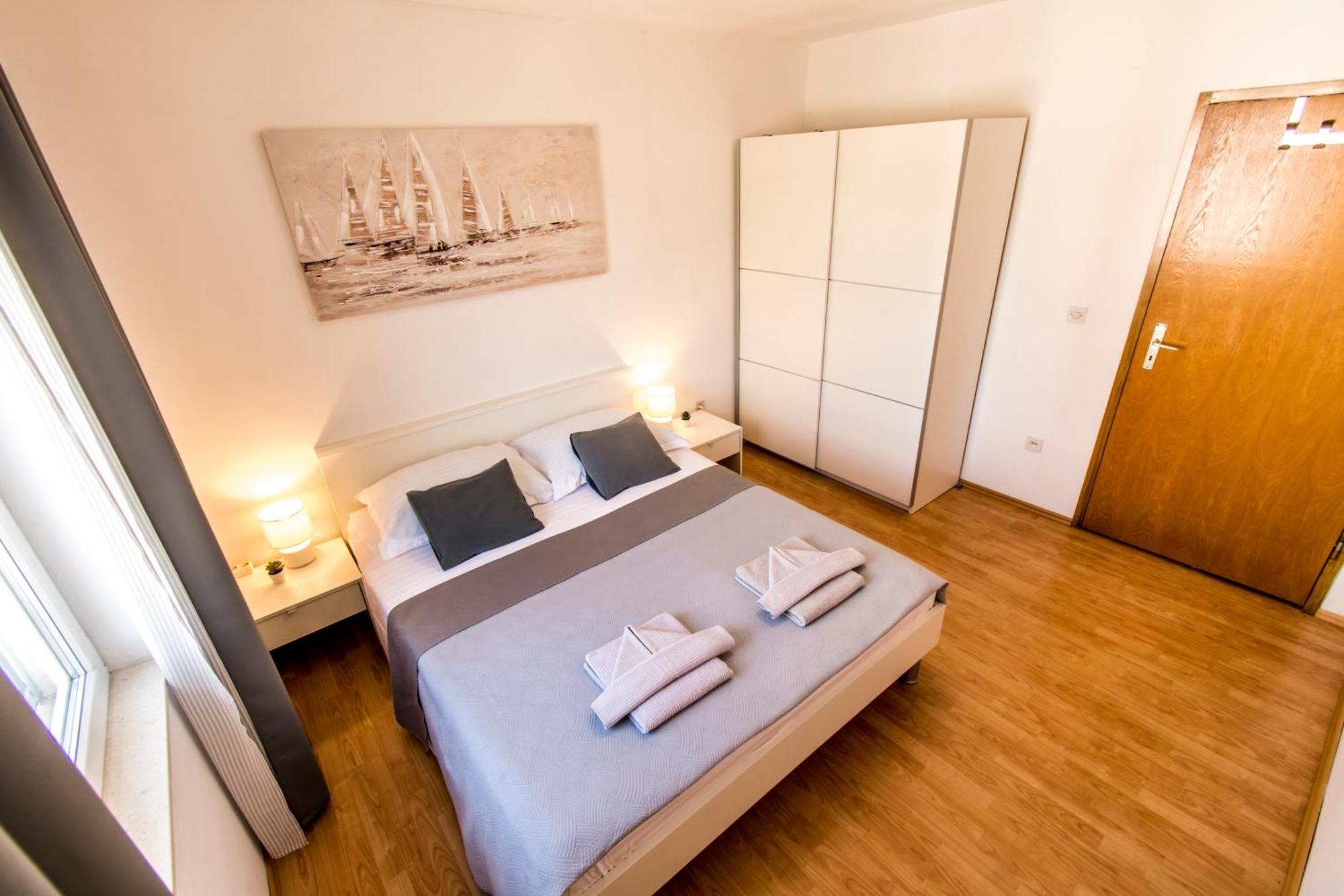 טרוגיר Apartments Curic מראה חיצוני תמונה