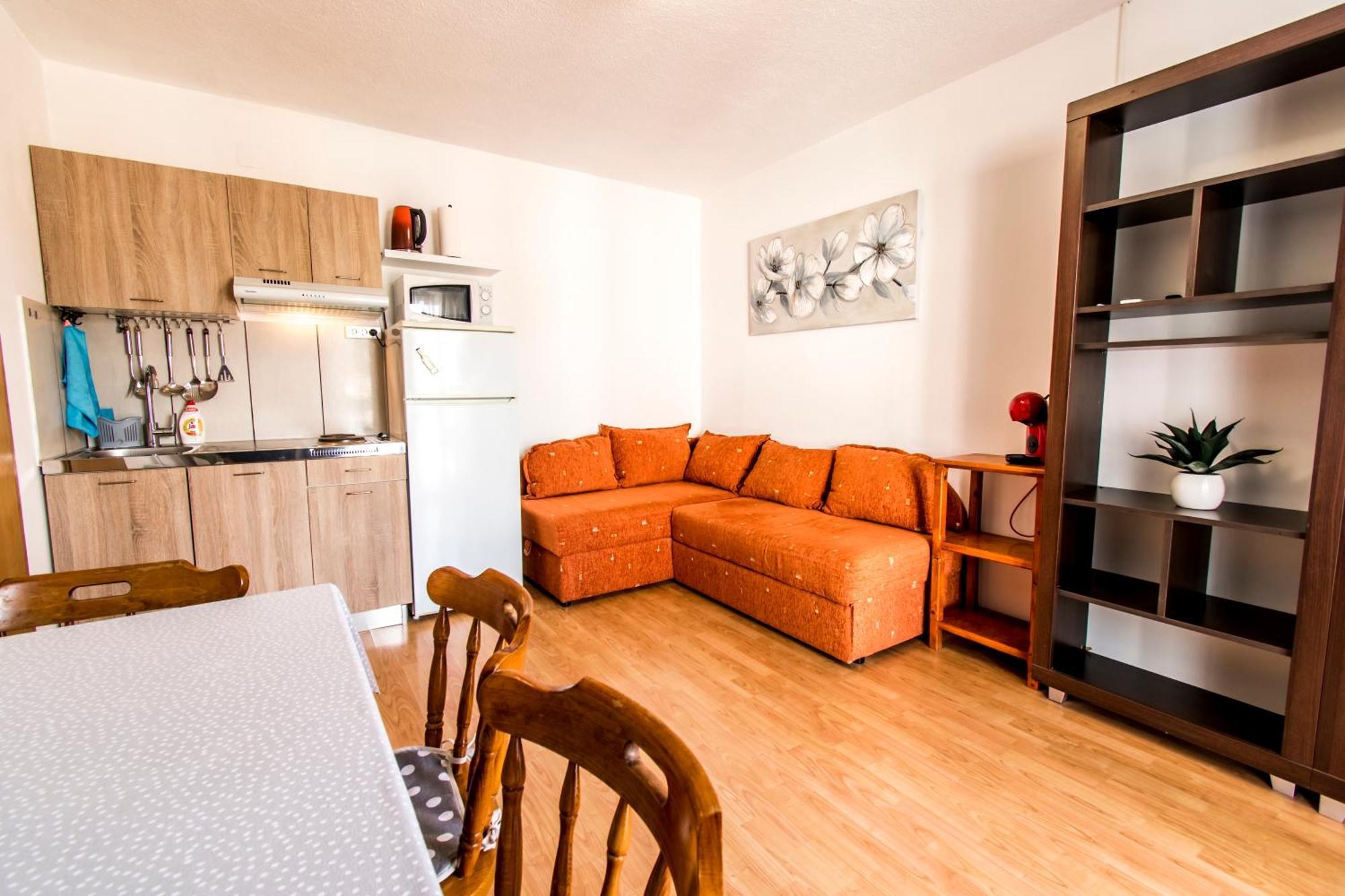 טרוגיר Apartments Curic מראה חיצוני תמונה