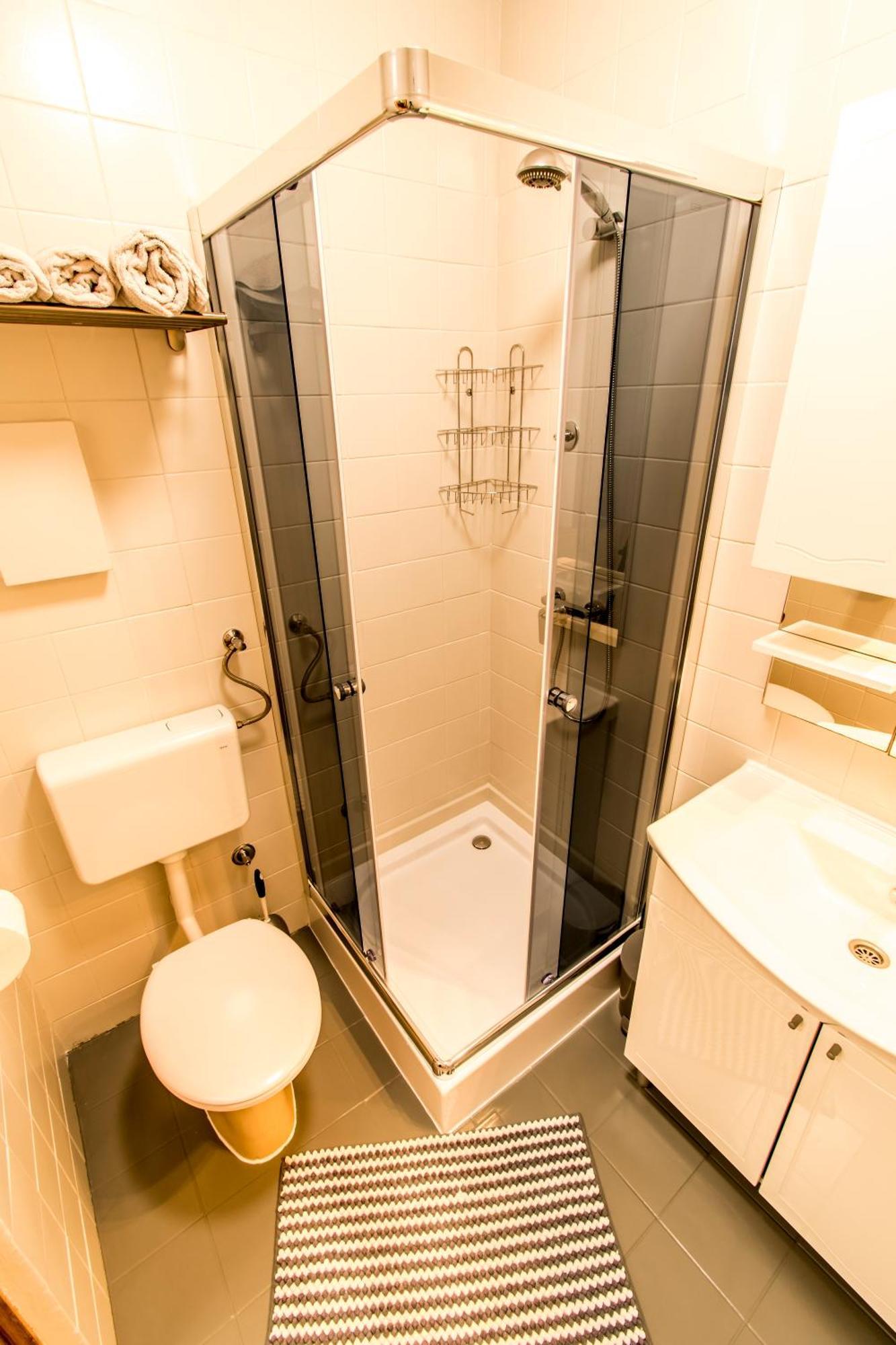 טרוגיר Apartments Curic מראה חיצוני תמונה